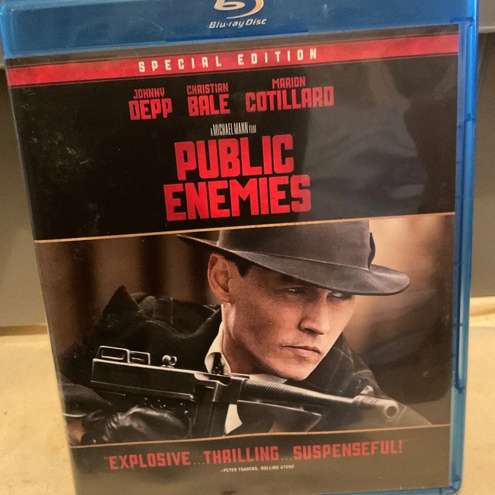 Blu Ray Disc - Public Enemies. V65